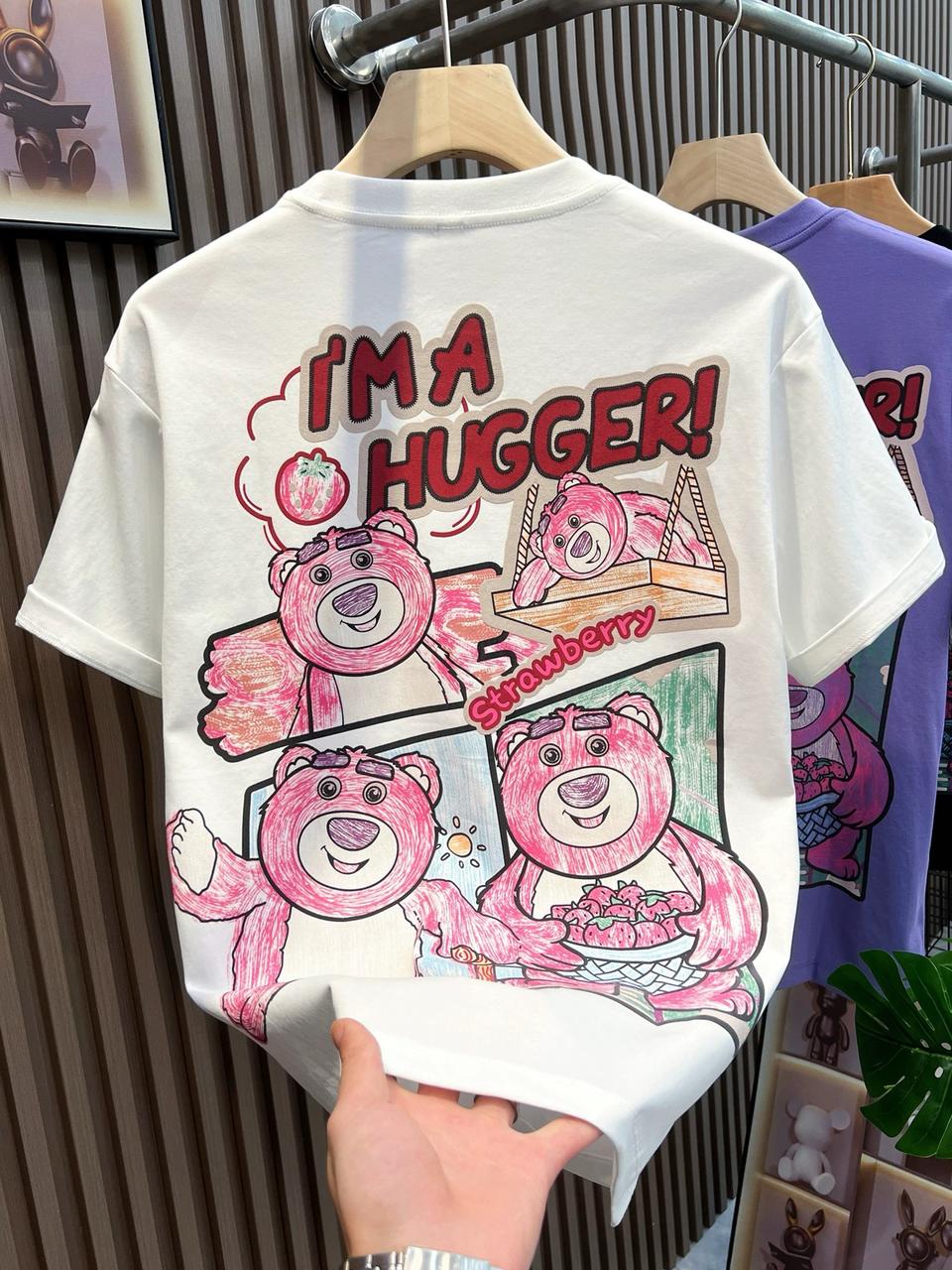 i'm a hugger T-SHIRT
