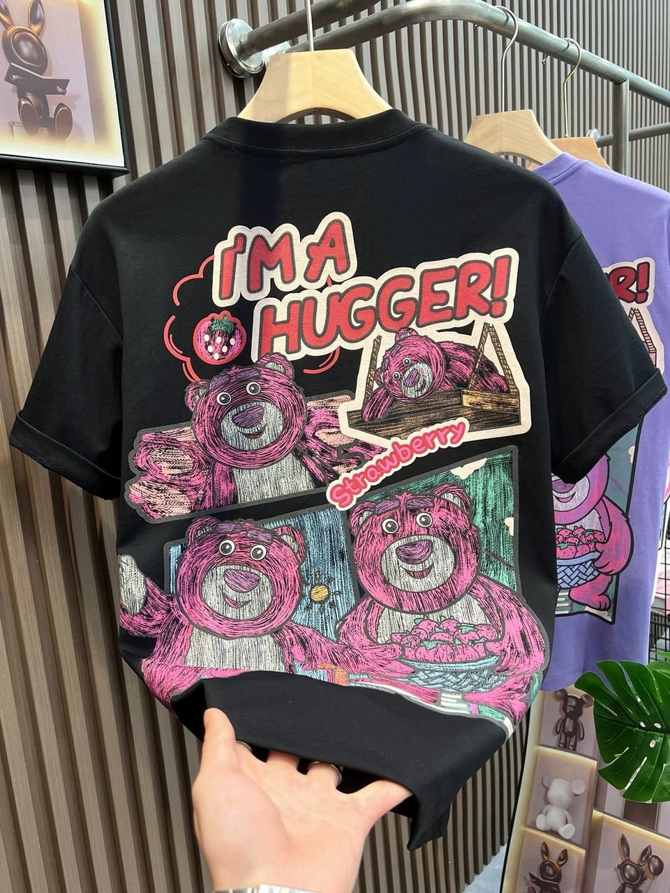 i'm a hugger T-SHIRT