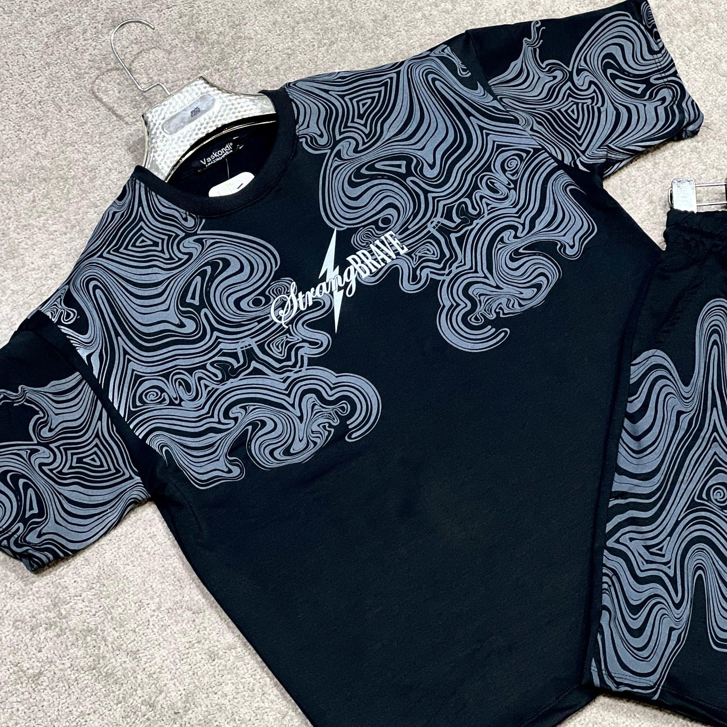 Ensemble T-shirt et Short Design Psychédélique