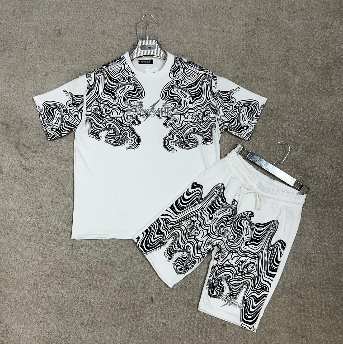 Ensemble T-shirt et Short  Design Psychédélique